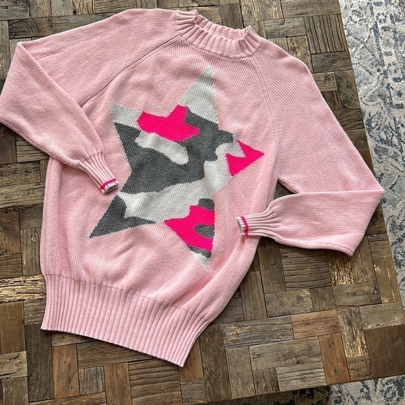 WISPR By Brodie Pink Camo Star Sweater - Picture 3 of 11